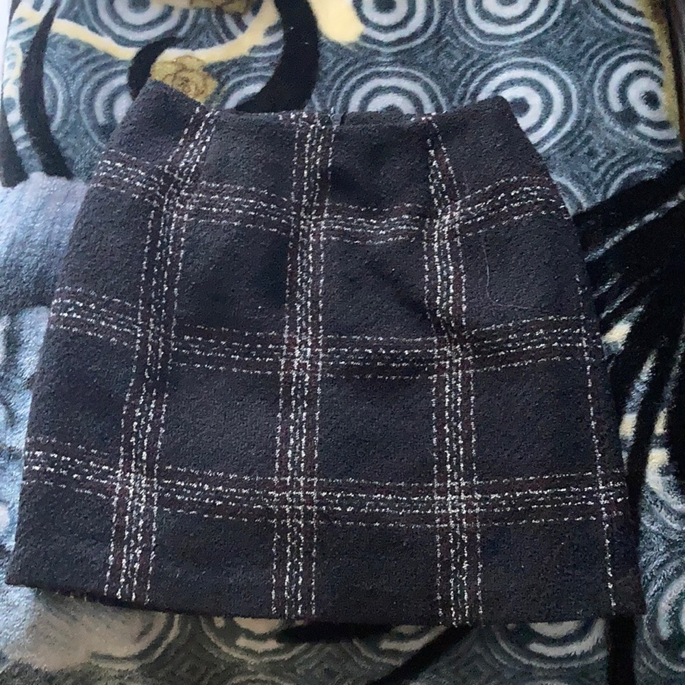 Cute XS wool skirt
